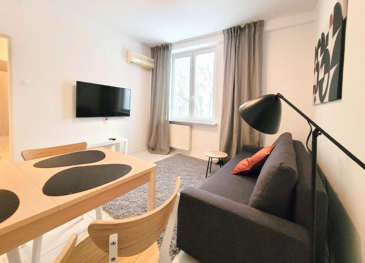 Apartment Concierge Hoza Corner *